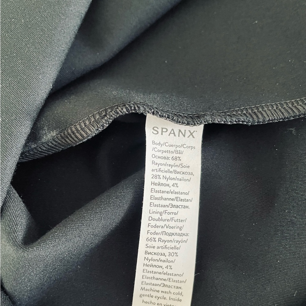 SPANX "PERFECT FITTED DRESS" CLASSIC BLACK SHEATH DRESS - XS- TAGS ON - Picture 7 of 9